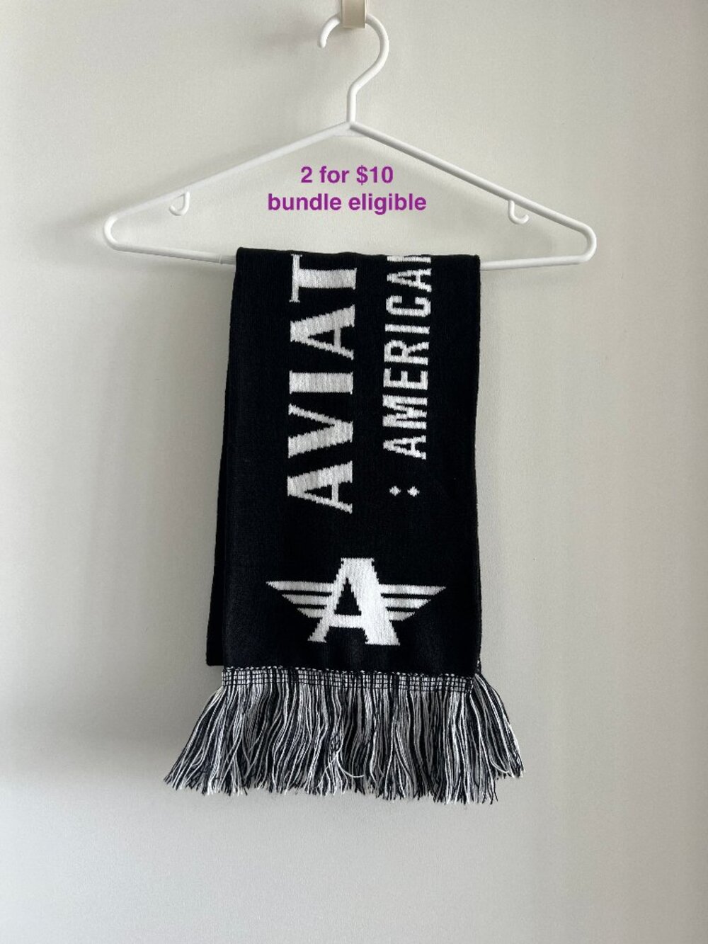 Aviation American Gin Black and White Fringed Knit Scarf